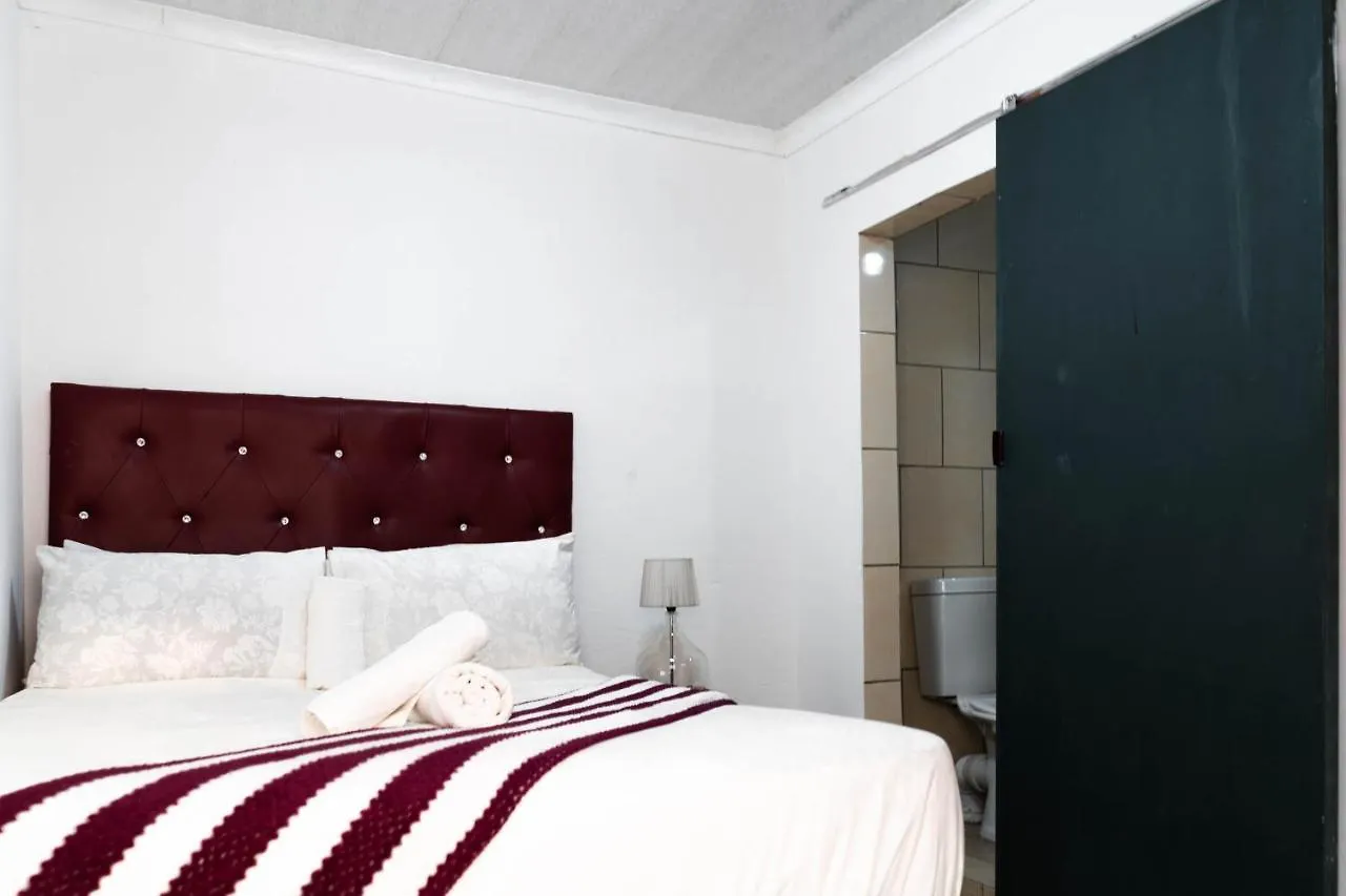 Albrine Lodge Bellville Πανσιόν